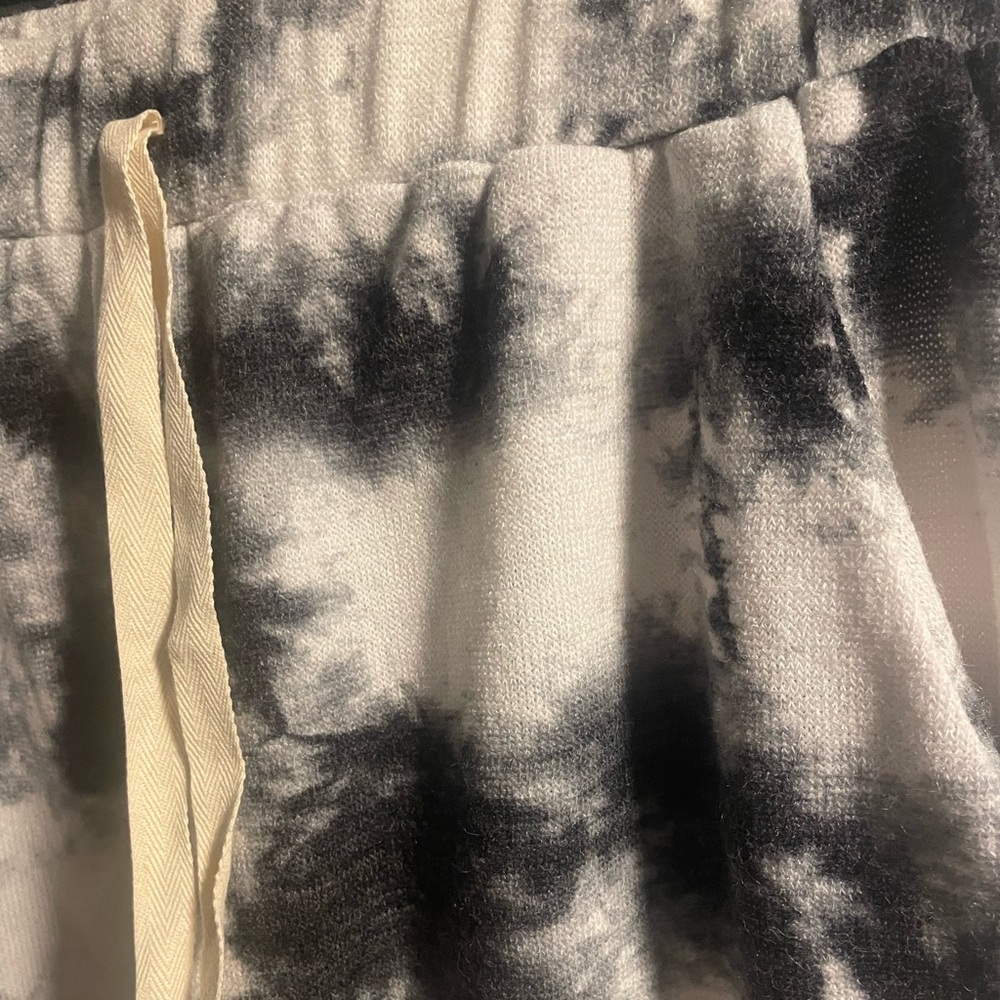 boutique Tie-Dye Black and Ivory Women's Lounge or Activewear Shorts, Medium - Picture 2 of 6